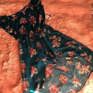 Off the shoulder Romper. XL